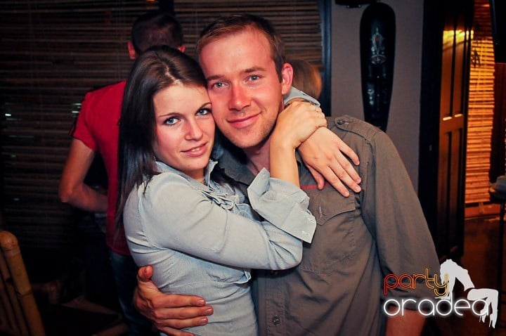 Party în Zulu Caffe, Zulu Caffe