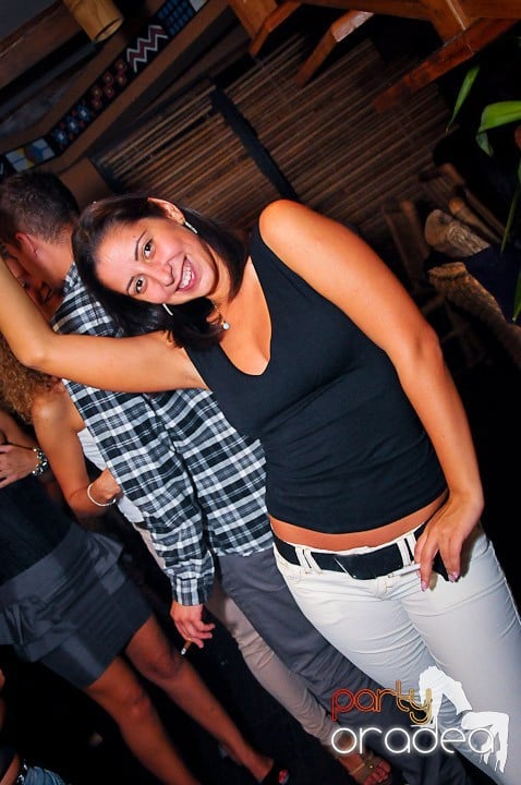 Party în Zulu Caffe, Zulu Caffe