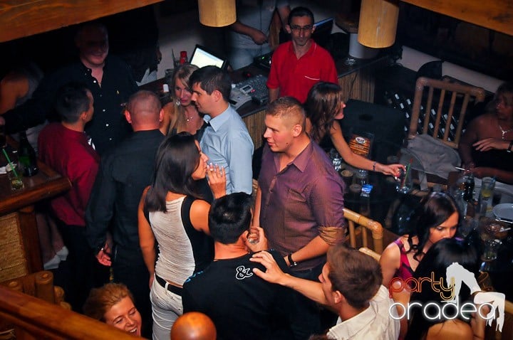 Party în Zulu Caffe, Zulu Caffe