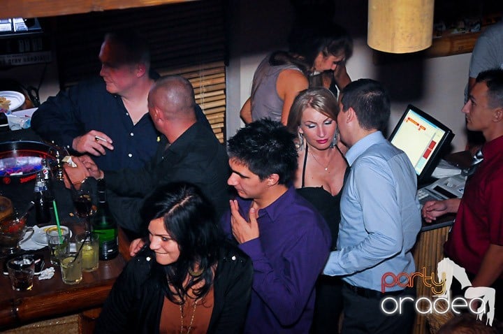 Party în Zulu Caffe, Zulu Caffe