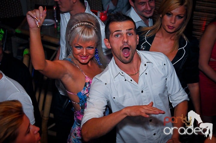 Party în Zulu Caffe, Zulu Caffe