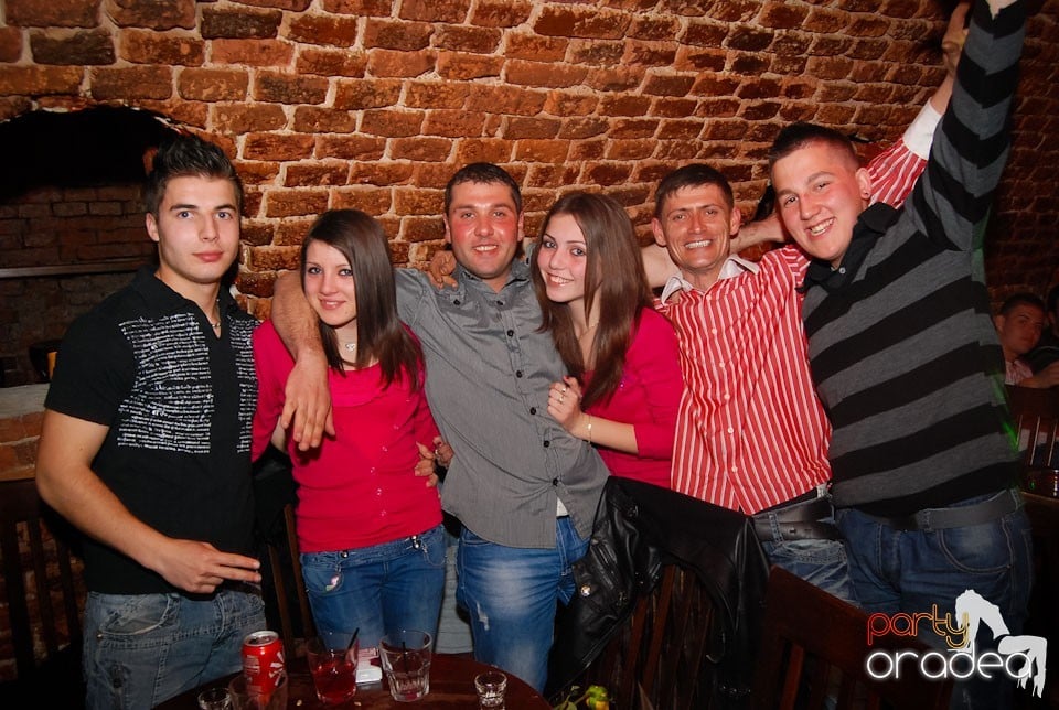 Party incendiar în Escape, 