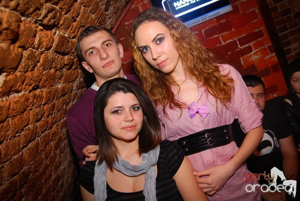 Party incendiar în Escape, 