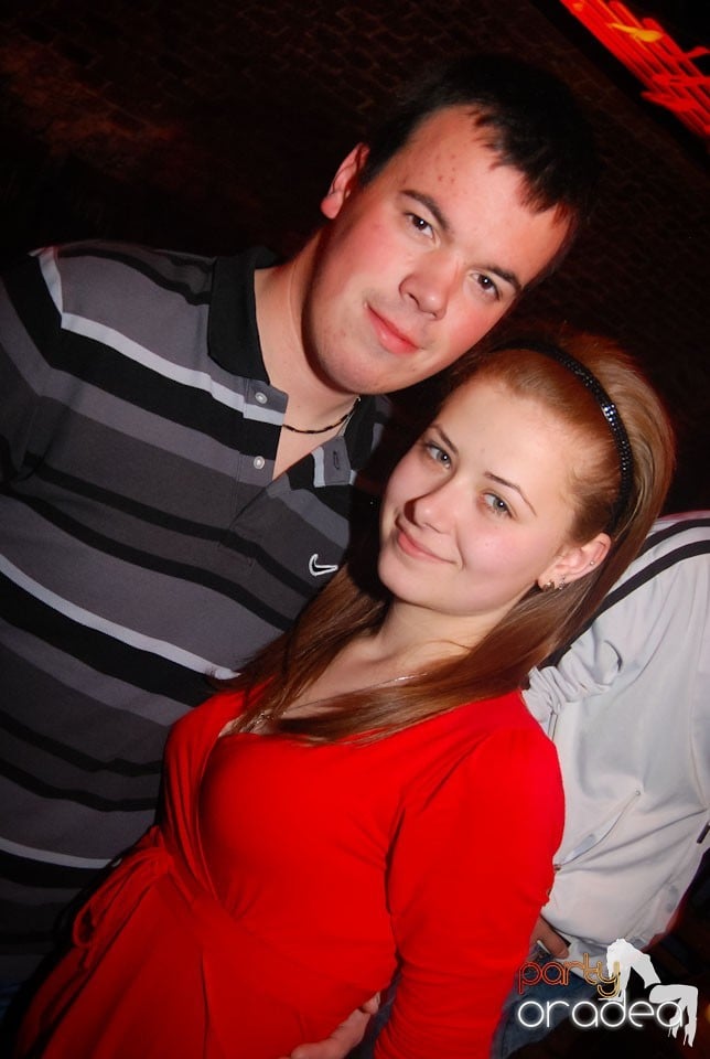 Party incendiar în Escape, 