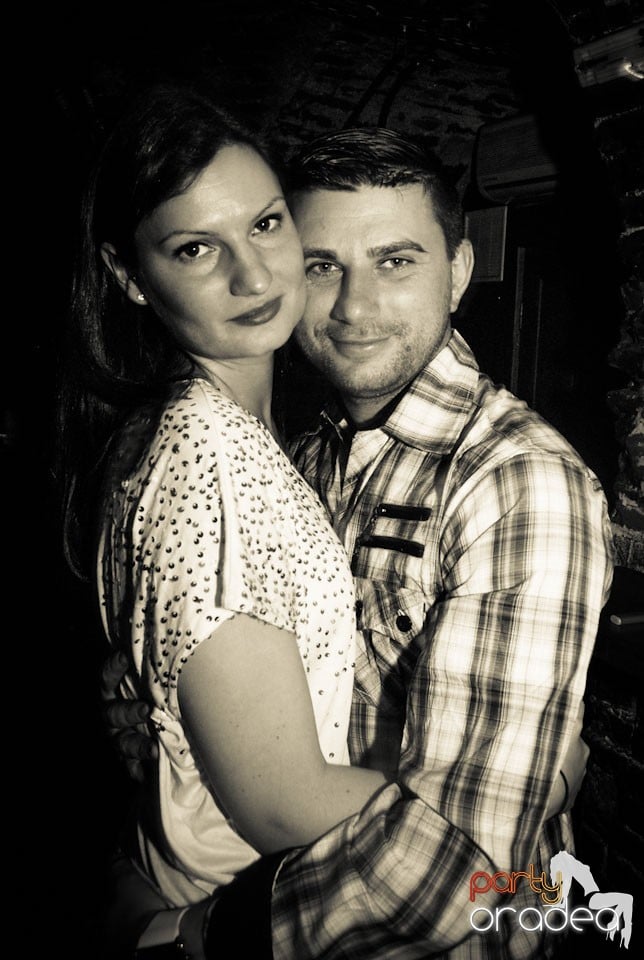 Party incendiar în Escape, 