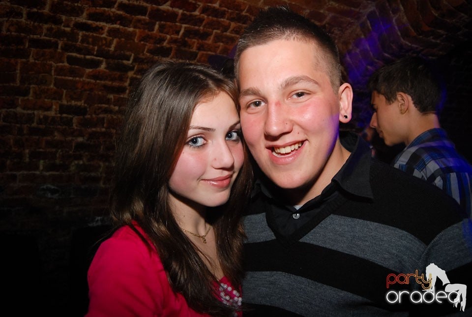 Party incendiar în Escape, 