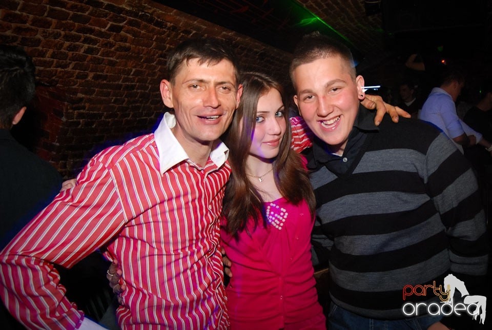 Party incendiar în Escape, 