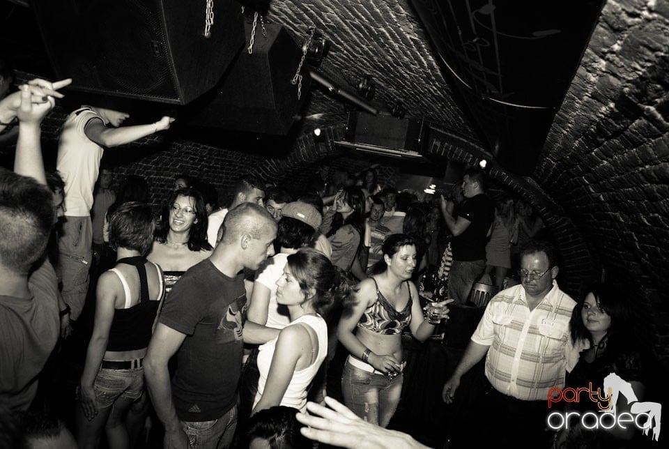 Party Time @ Club Escape, 