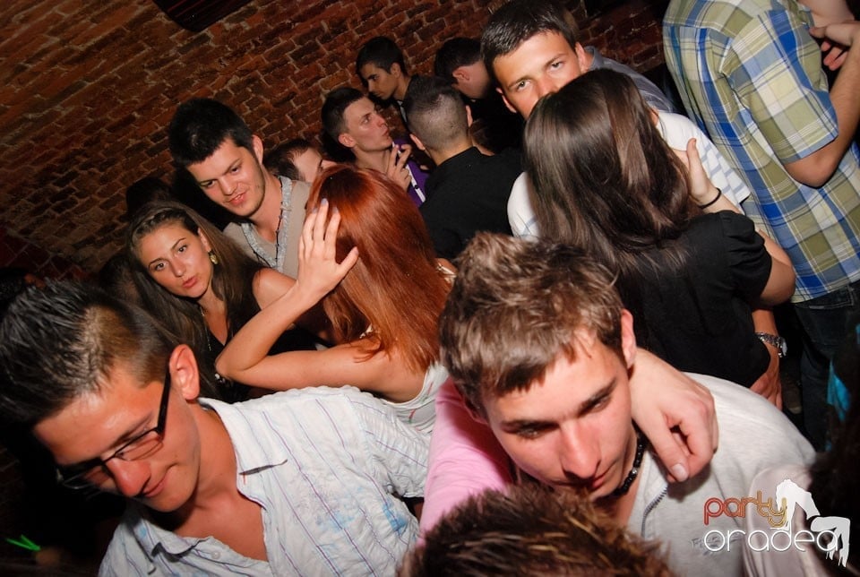 Party Time @ Club Escape, 