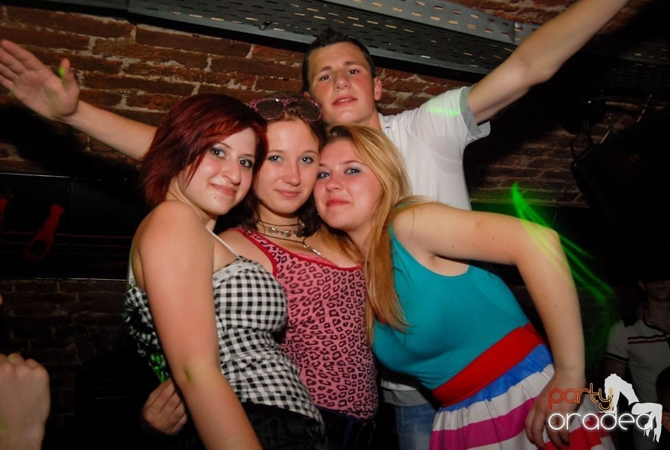 Party Time @ Club Escape, 