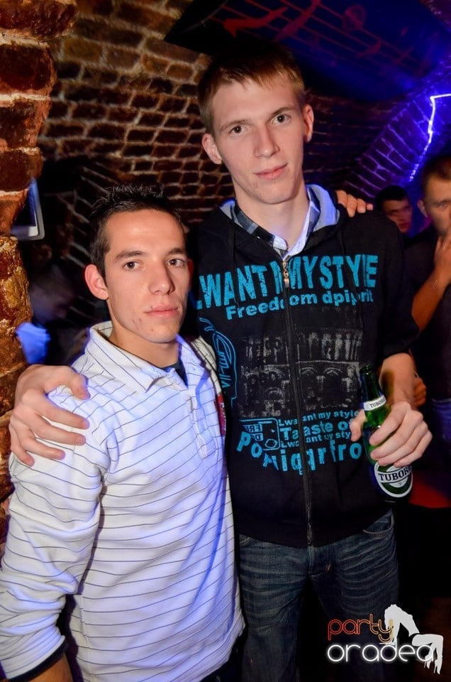 Party Time @ Club Escape, 