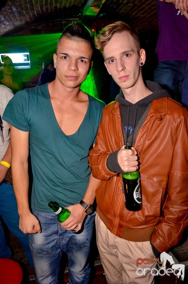 Party Time @ Club Escape, 