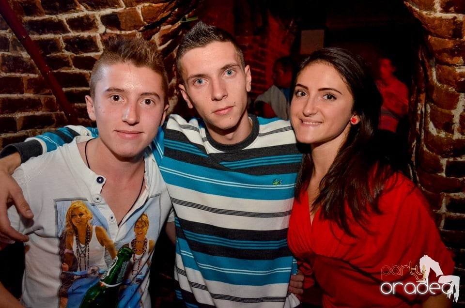 Party Time @ Club Escape, 