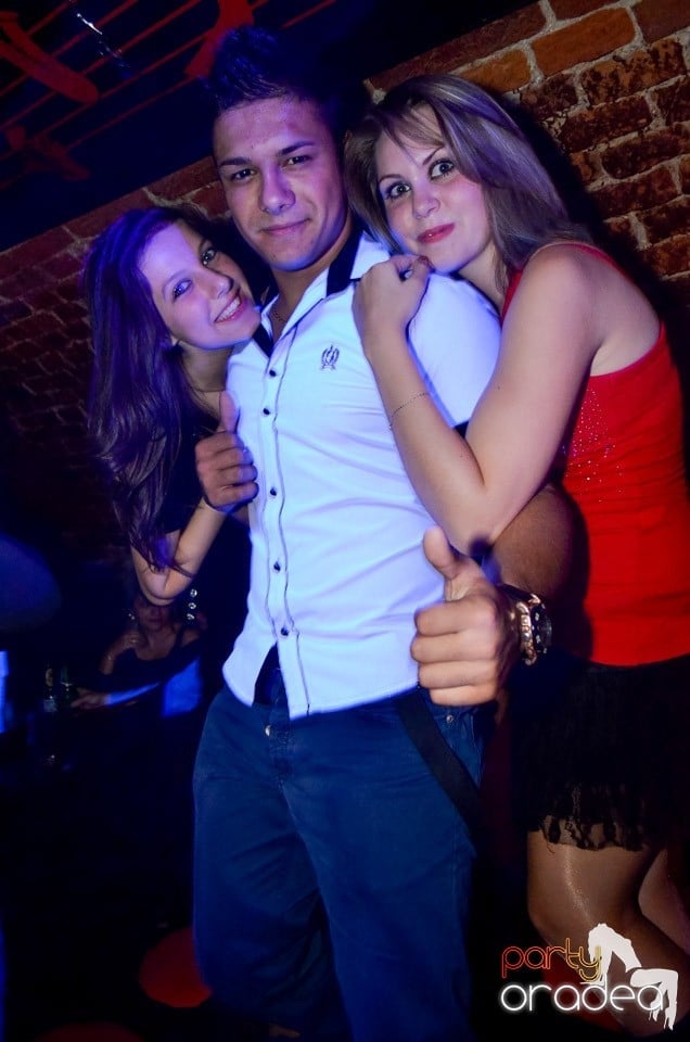 Party Time @ Club Escape, 