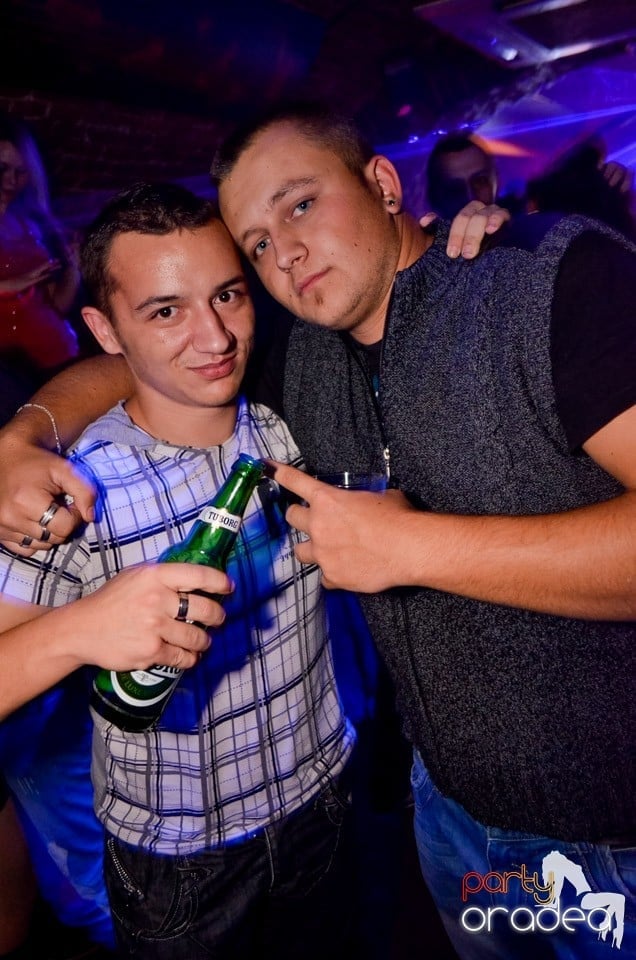 Party Time @ Club Escape, 