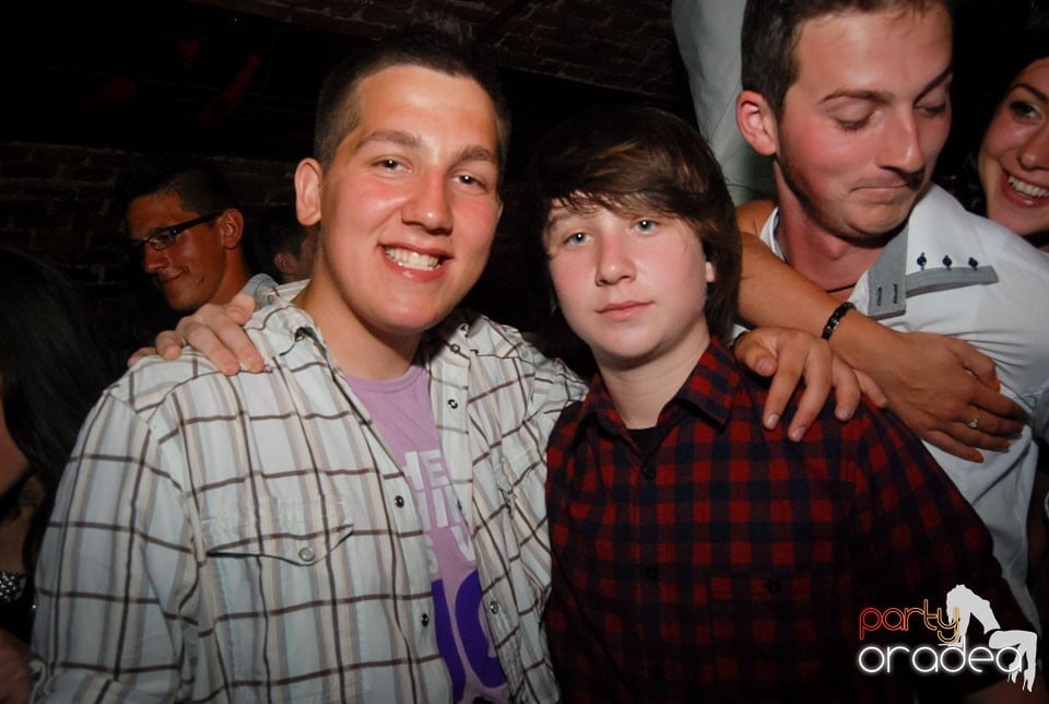 Party Time @ Club Escape, 