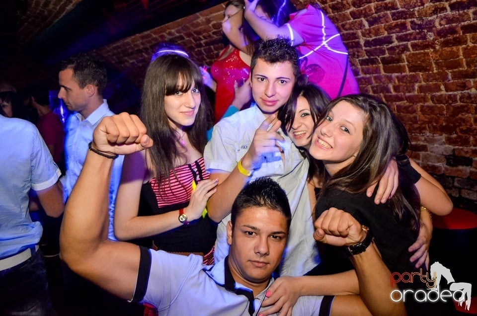 Party Time @ Club Escape, 