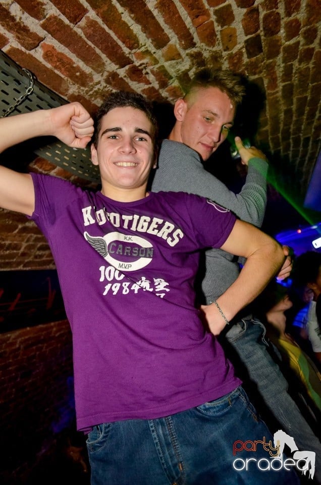 Party Time @ Club Escape, 