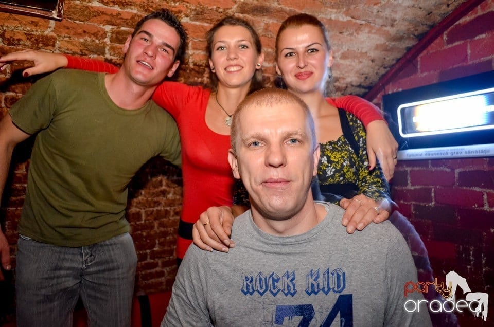 Party Time @ Club Escape, 