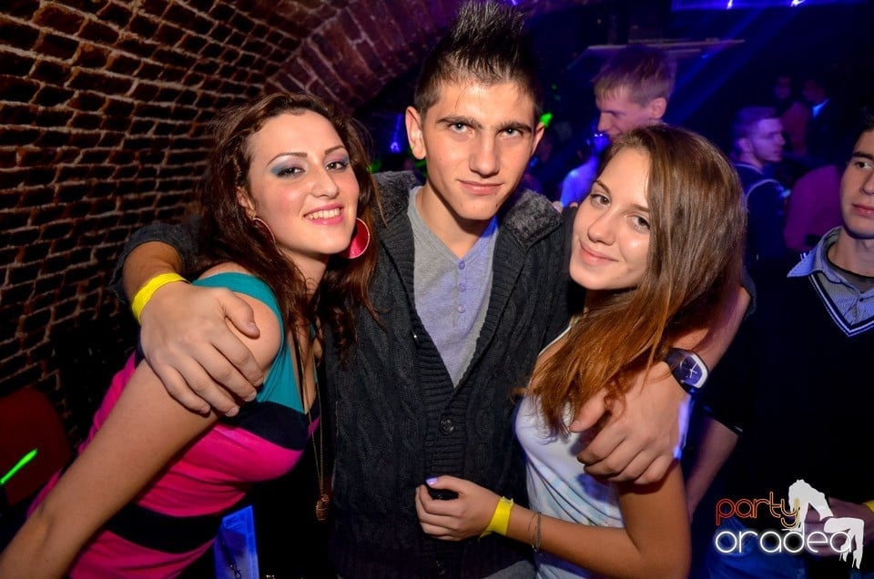 Party Time @ Club Escape, 