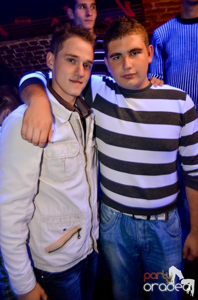 Party Time @ Club Escape, 