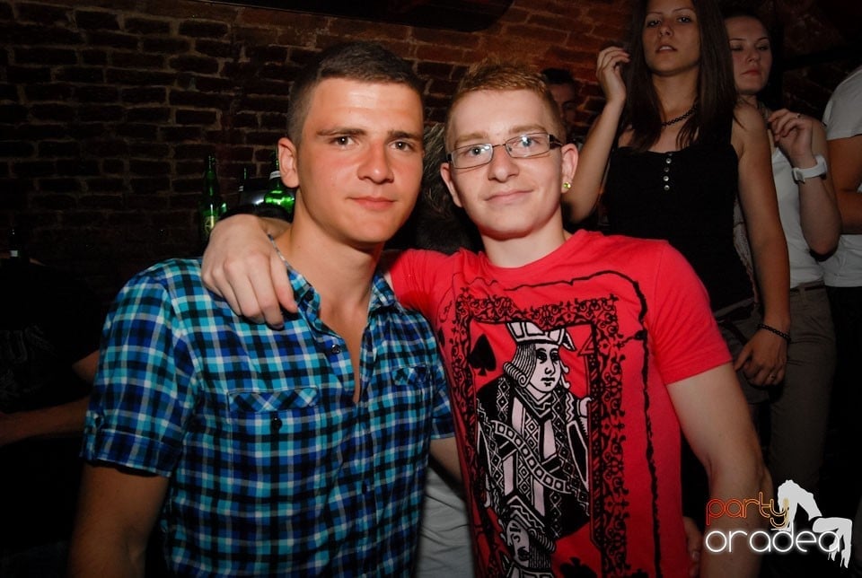 Party Time @ Club Escape, 