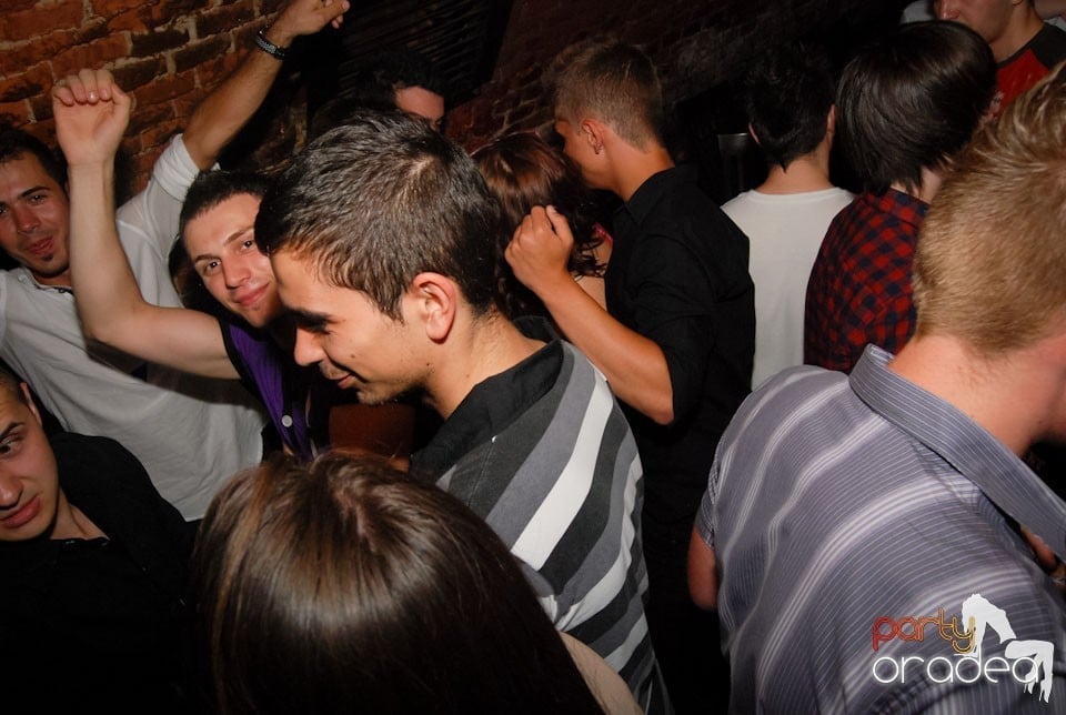 Party Time @ Club Escape, 