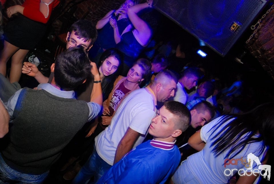 Party Time @ Club Escape, 