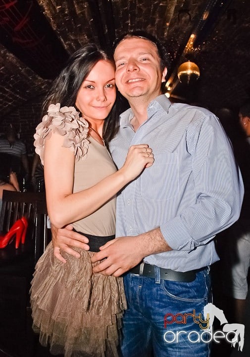 Party time în Club Escape, 