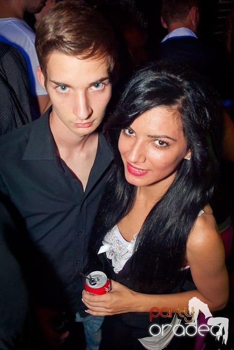 Party time în Club Escape, 