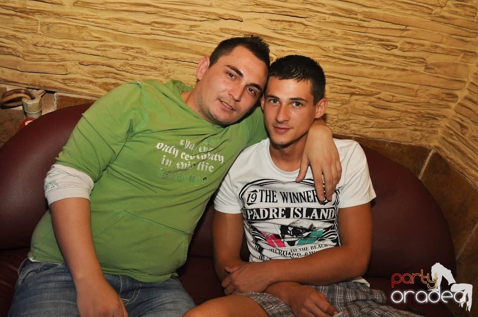 Party time în Downtown!, 