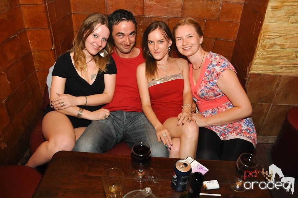 Party time în Downtown!, 