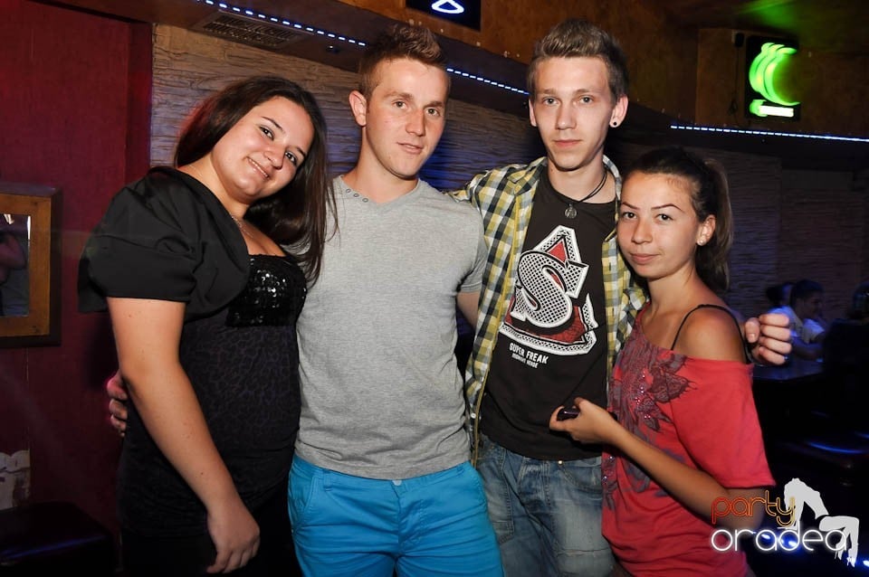 Party time în Downtown!, 