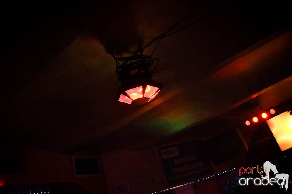 Party time în Downtown!, 