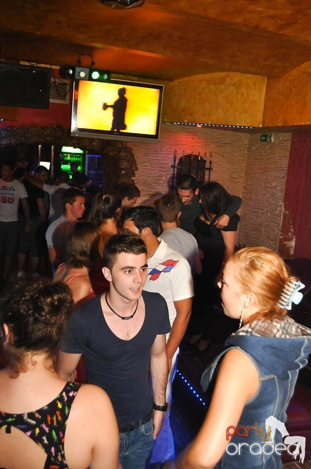 Party time în Downtown!, 