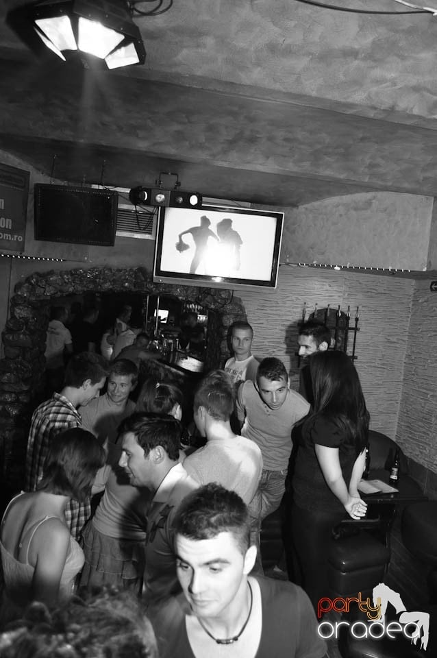 Party time în Downtown!, 