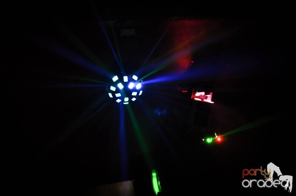 Party time în Downtown!, 