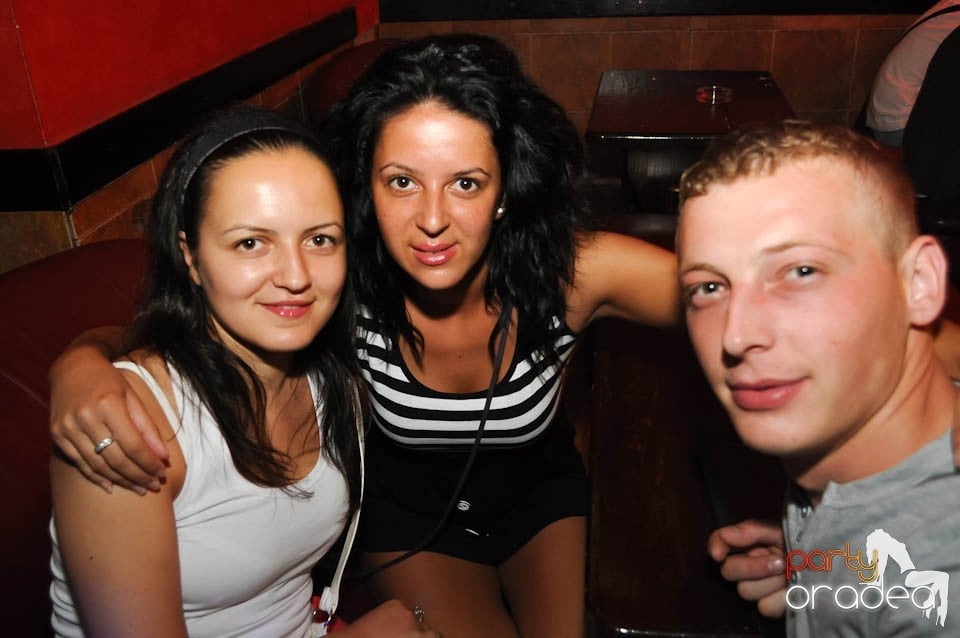 Party time în Downtown!, 