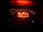 Party time în Downtown!