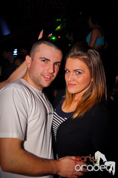 Party Time în Escape, 