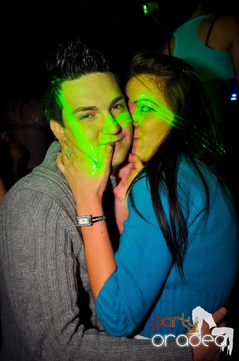 Party Time în Escape, 