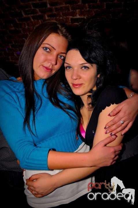 Party Time în Escape, 