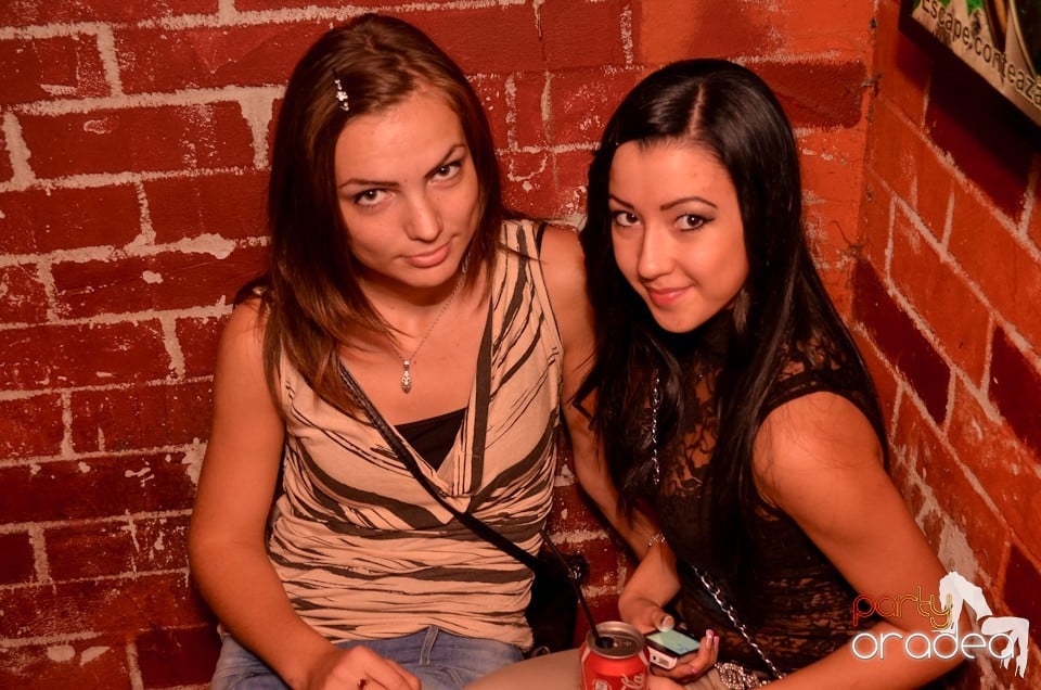 Party Tonight @ Club Escape, 