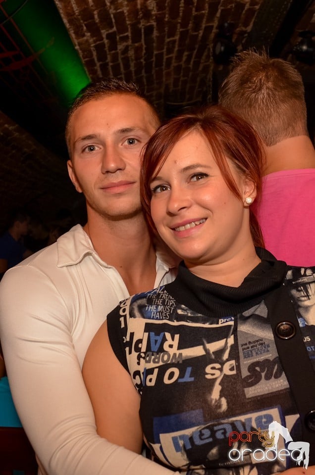 Party Tonight @ Club Escape, 