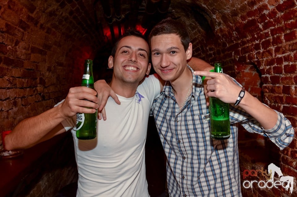 Party Tonight @ Club Escape, 