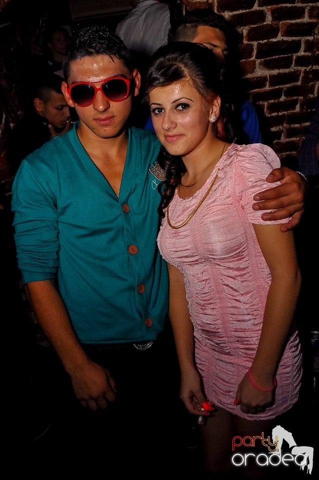 Party Tonight @ Club Escape, 