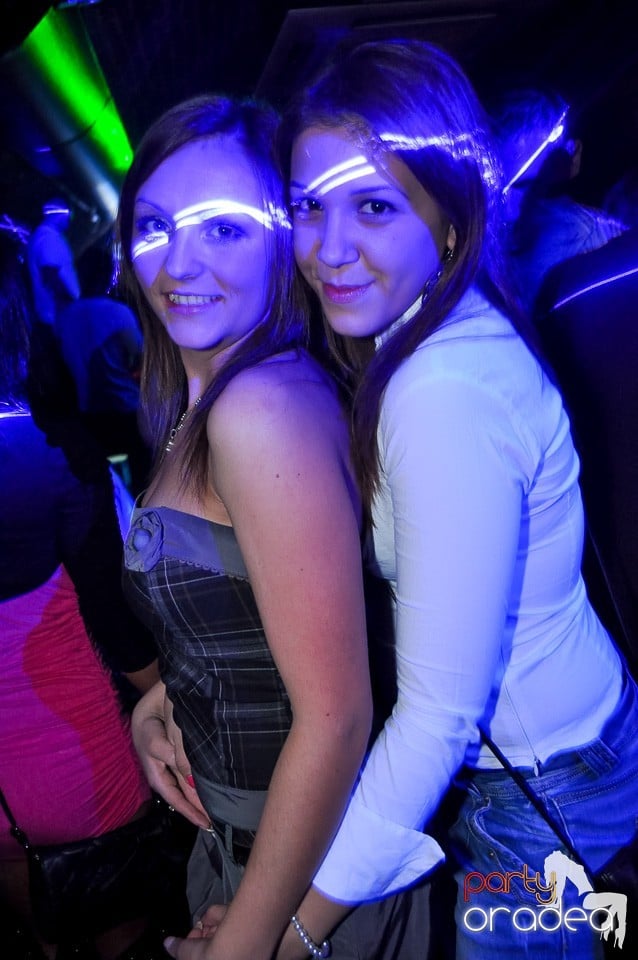 Party Tonight @ Club Escape, 