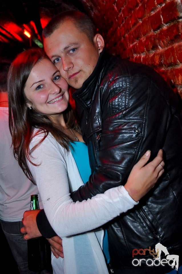 Party Tonight @ Club Escape, 