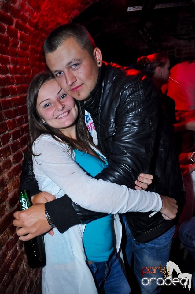 Party Tonight @ Club Escape, 