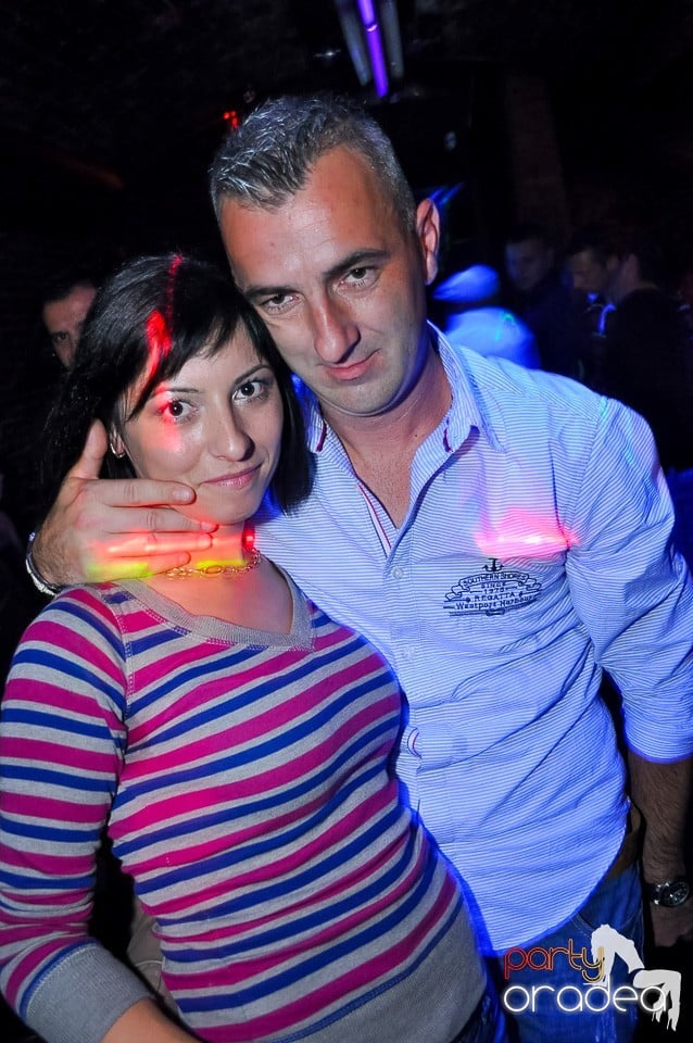 Party Tonight @ Club Escape, 